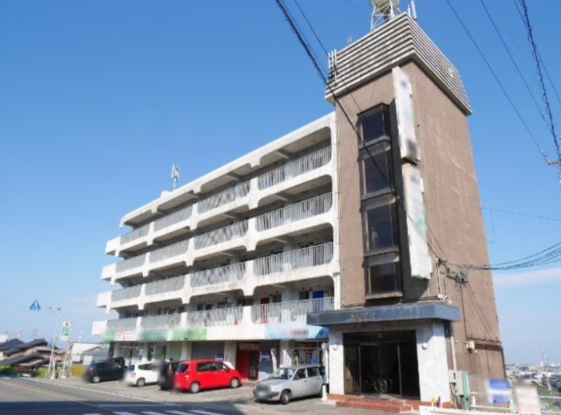 小古曽ビルの外観
