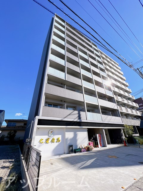 レジデンシア小牧駅前の外観