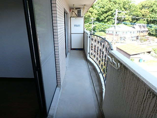 エミューデコンフォートのバルコニー