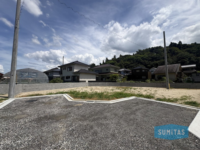 砥部町川井　９区画