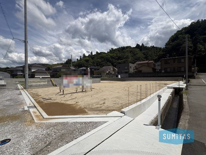 砥部町川井　９区画