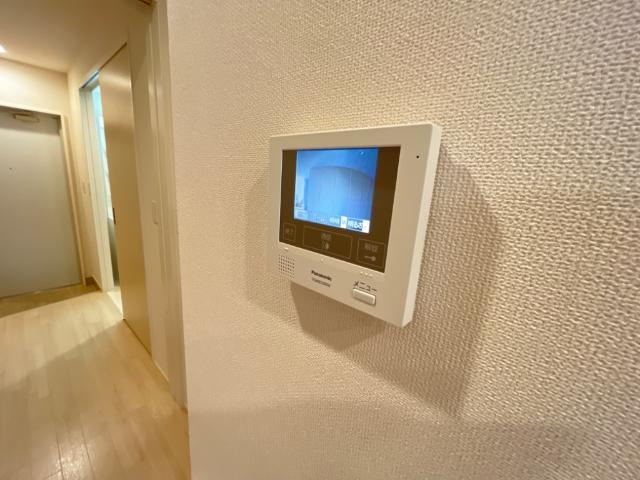【内装】 | ウィズダム | カメラ付インターホン