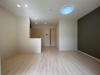 ネクストステージの居間・リビング|建具の色は相違がございます（イメージ）