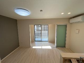 ネクストステージの居間・リビング|建具の色は相違がございます（イメージ）