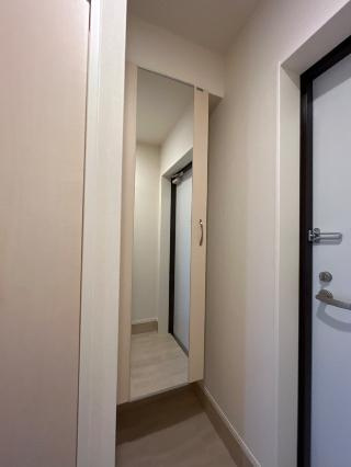 ネクストステージの収納|建具の色は相違がございます（イメージ）