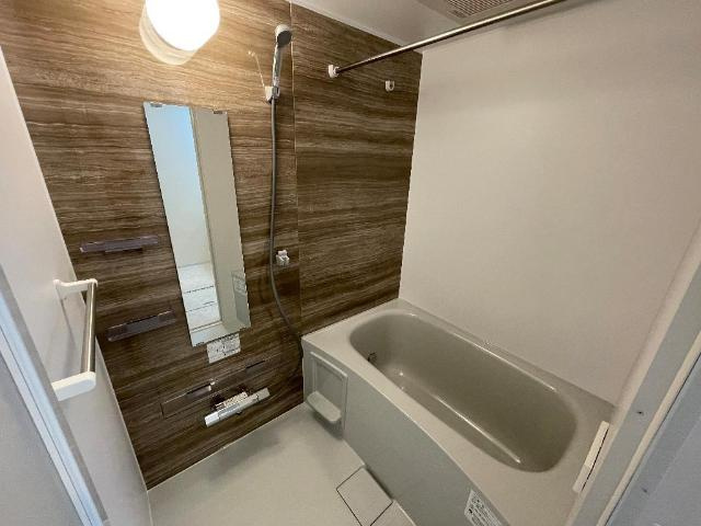 ネクストステージの浴室|建具の色は相違がございます（イメージ）