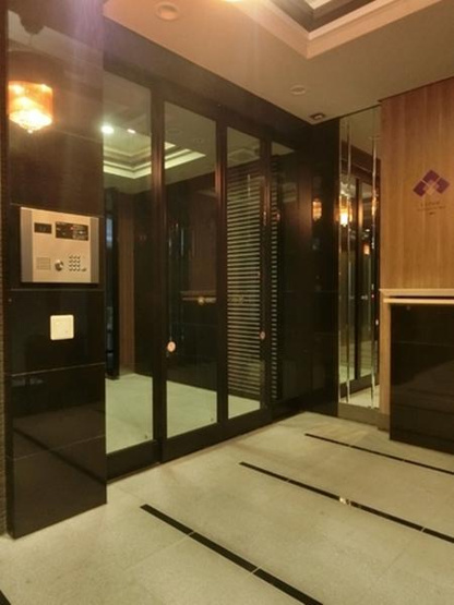 【エントランス】