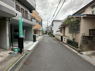 【前面道路含む現地写真】