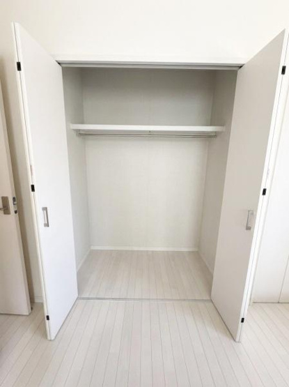 【収納】 | 約６．５帖洋室収納
高さ、奥行き、幅が充実しており、用途様々利用できます
※この画像はＣＧ処理により家具・生活用品等を除去したイメージ画像です。実際の室内とは異なります。