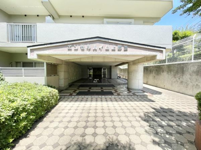 【その他】 | エンゼルハイム上野芝 | JR阪和線が徒歩圏内！通勤・通学も視野に入れると各方面アクセスがいい住居は日々の生活を助けてくれますね。

