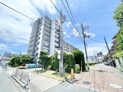 【その他】 | レスタージュ鳳 | 毎日のお散歩も快適なエリアで、ゆとりある住環境が整っています。