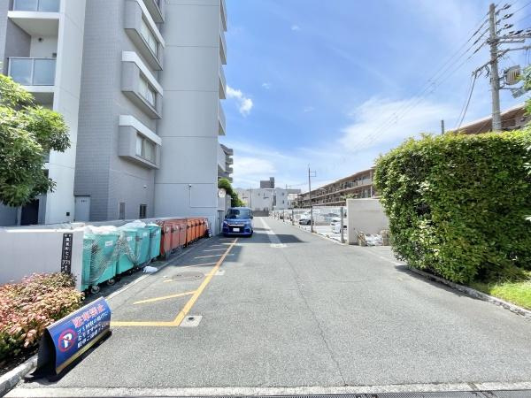【その他共用部分】 | レスタージュ鳳 | 清潔に維持されている共用部。住む方のマナーの良さが感じられます！