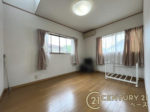 奈良市法蓮町　中古一戸建の洋室|■現地撮影写真■