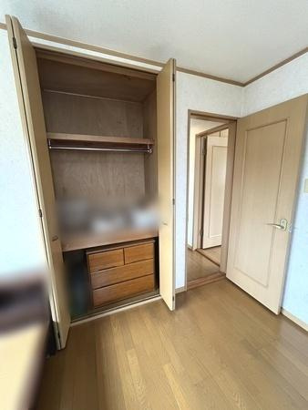 奈良市法蓮町　中古一戸建の収納|■現地撮影写真■