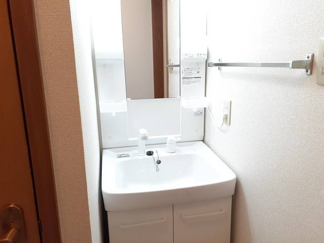 ソレアード小田の洗面所