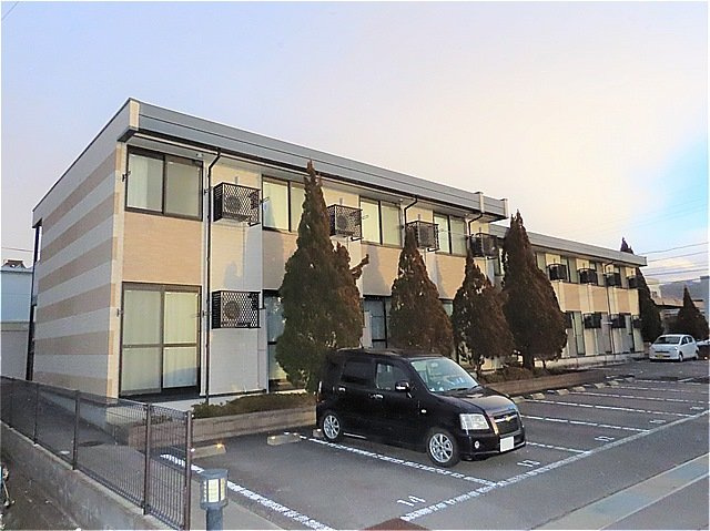 レオパレス踏入の外観