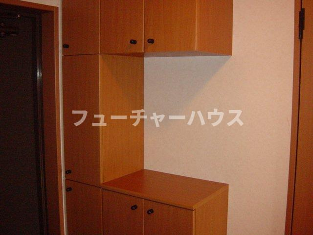 クリアジェイド（Ｃｌｅａｒ　Ｊａｄｅ）の玄関|下足箱