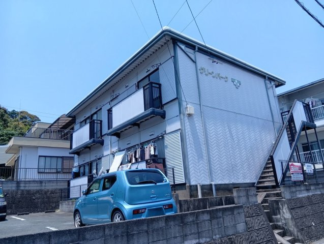 グリーンパークの外観