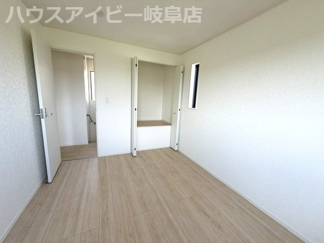 岐阜市今嶺新築建売全2棟！鏡島小学校・精華中学校！お車スペース3台以上可能！の洋室|岐阜市今嶺新築建売全2棟！鏡島小学校・精華中学校！お車スペース3台以上可能！