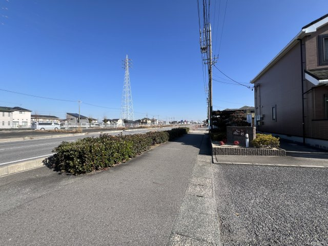 アルバ・０５の周辺|接面道路