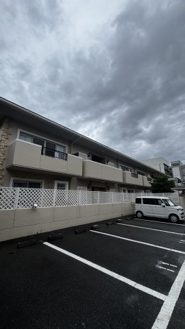 ラーナ竜王の外観
