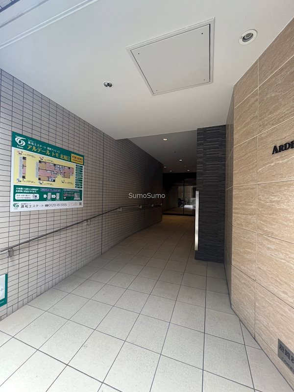 アルデールトモ北堀江のエントランス