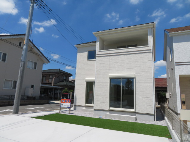 玉村町大字下新田（全2棟）A号棟の外観