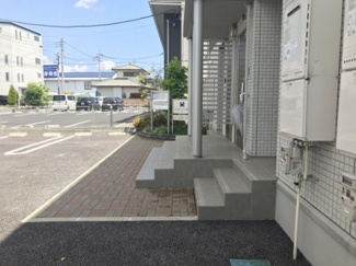 【エントランス】 | スパローハウス七番舘　Ａ