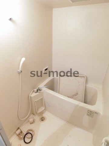 サンフォーレ辰巳の浴室