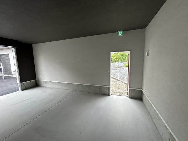 【内装】 | （新築）島泉8丁目ロードサイドガレージハウス