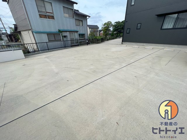 T-Regno　LaluceⅠの駐車場|カースペースがあります