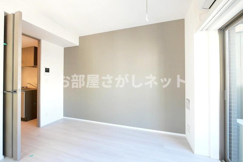 LUMEED横濱山手【おとり物件なし】#学生・社会人にオススメ！初期費用分割払いOK！の居間・リビング