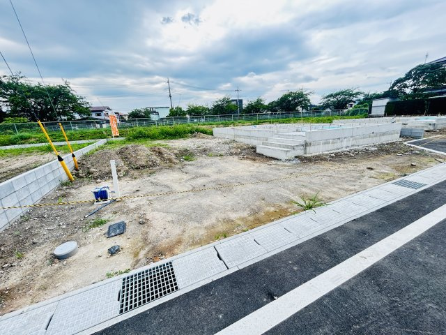 新築　前橋市北代田町第10-2期　クレイドルガーデン　4号棟の駐車場|現地写真　駐車スペースは2台分可能です！
