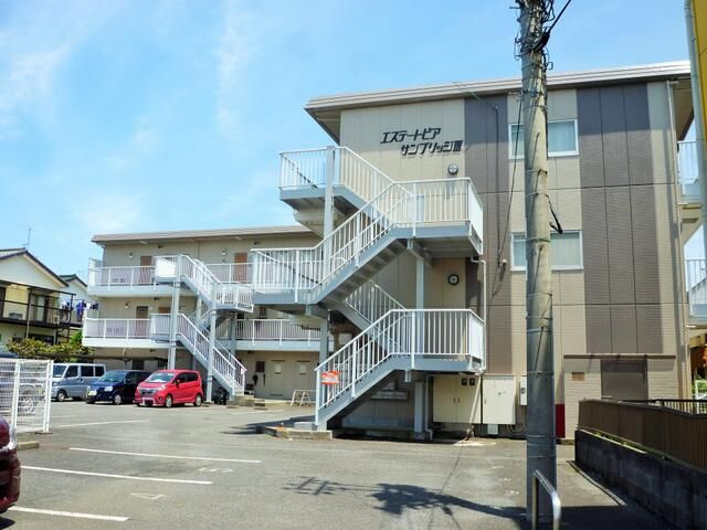 海老名市上今泉２丁目の賃貸マンションの外観