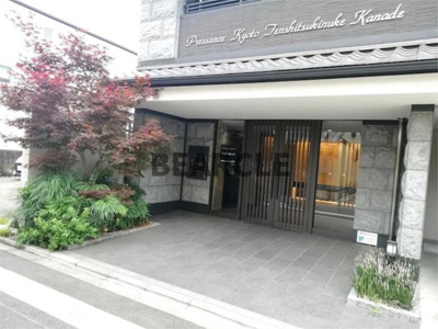 【エントランス】 | プレサンス京都天使突抜奏 | 毎日通るエントランスはこのようになっています