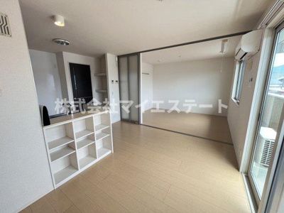 【居間・リビング】 | エル パティオ | 別部屋写真