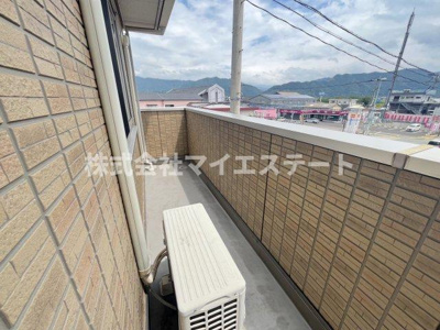 【バルコニー】 | エル パティオ | 別部屋写真