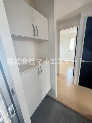 【玄関】 | エル パティオ | 別部屋写真