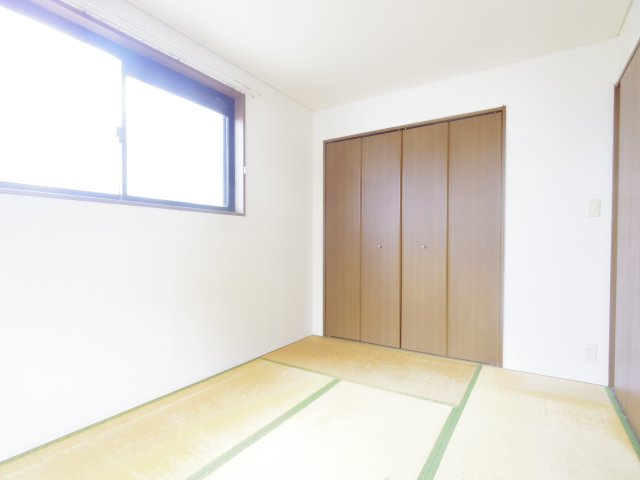 クレストール中里の内装