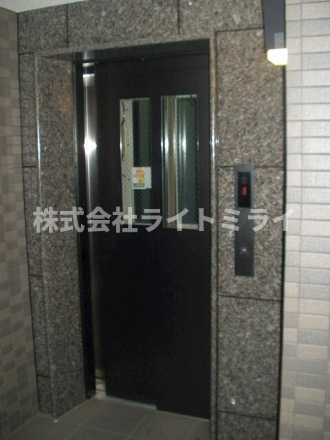 ルーブル新橋のその他共用部分|エレベーター 