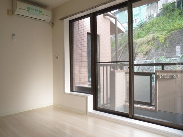 川崎市麻生区金程１丁目の賃貸マンションの寝室