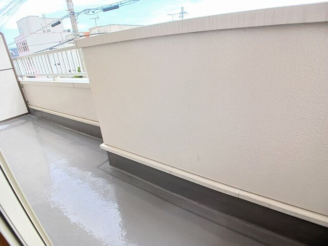 プロス　ＥＫＩＭＡＥのバルコニー