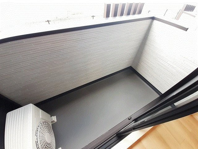 シーズンテラス勝原のバルコニー