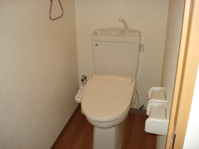 シャワー付トイレ