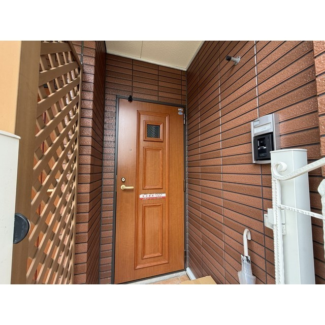 毎日通る玄関はこちらです