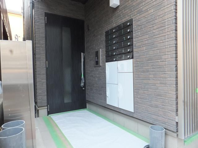 ラルーチェのエントランス