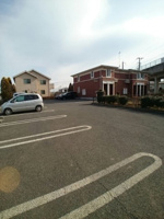 駐車場があるので、車を買う予定の方も安心です