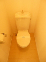 コンパクトで使いやすいトイレです