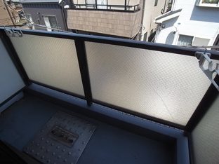 落ち着いた時間を過ごせるバルコニーです