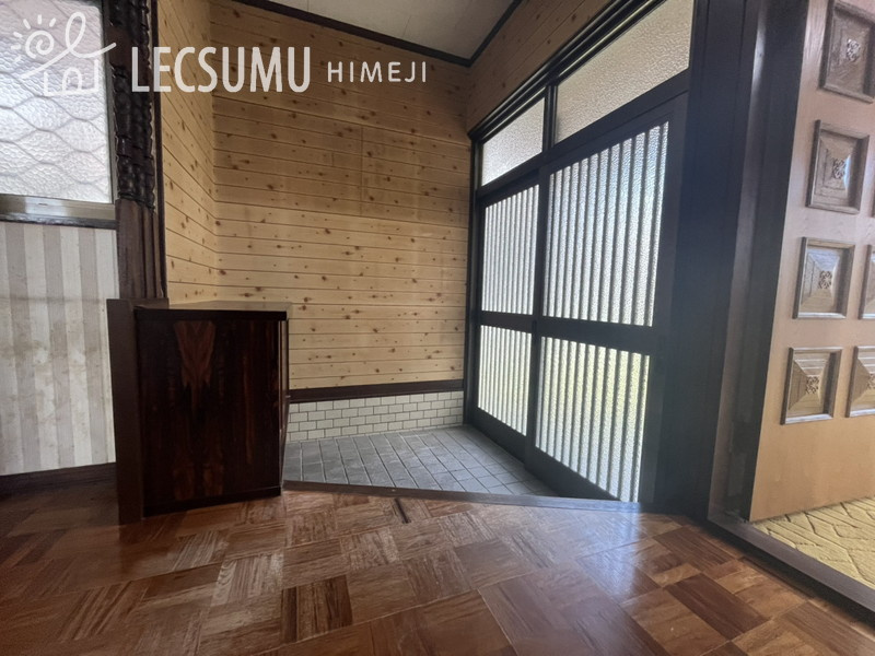 姫路市西庄/中古戸建の玄関